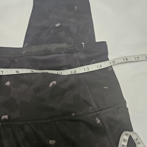 All In Motion Black Animal Print Leggings With Mesh Panels! - Picture 6 of 8